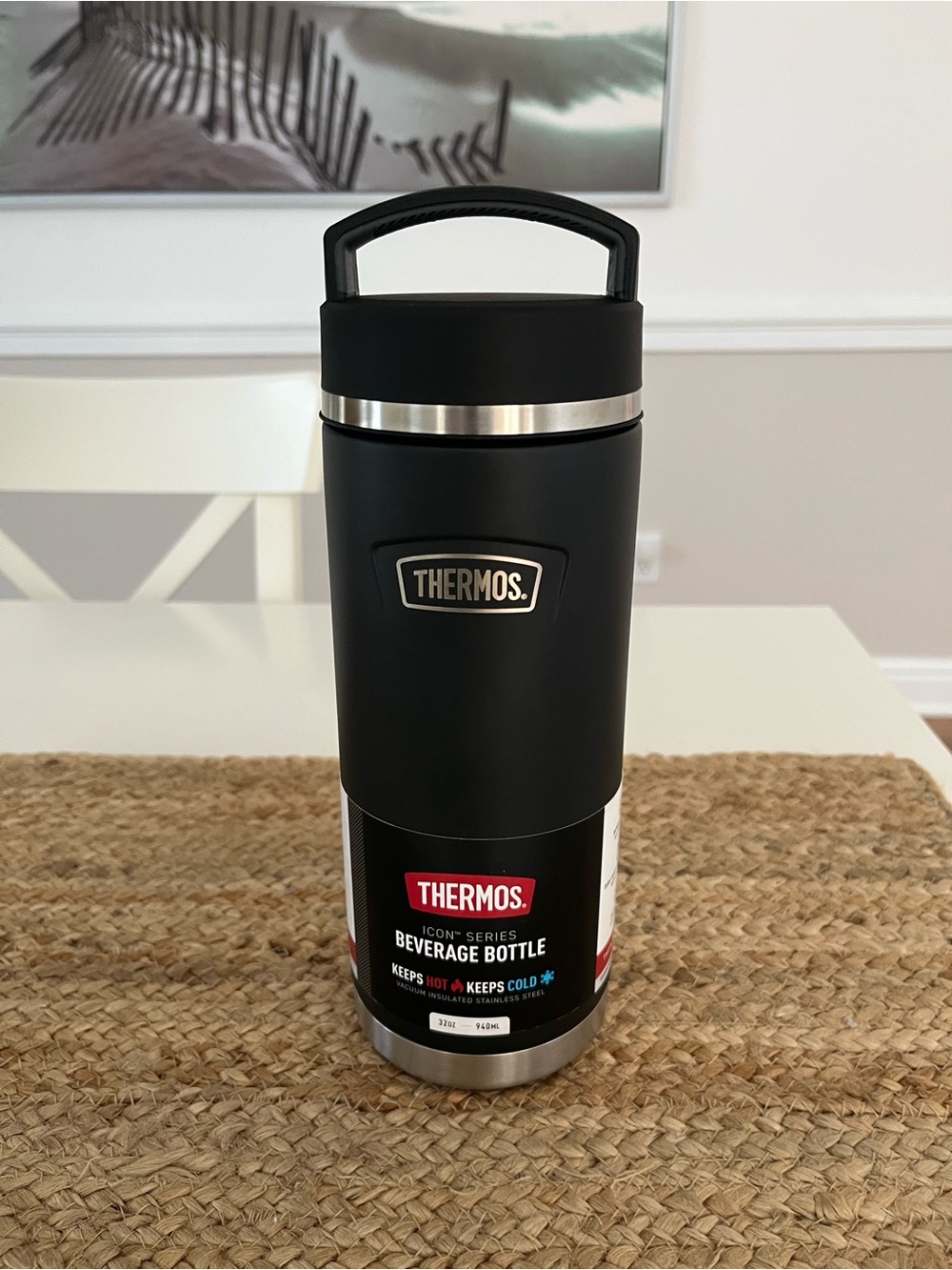NWT - Thermos Icon Series Beverage Bottle (black stainless steel) - 32 oz.